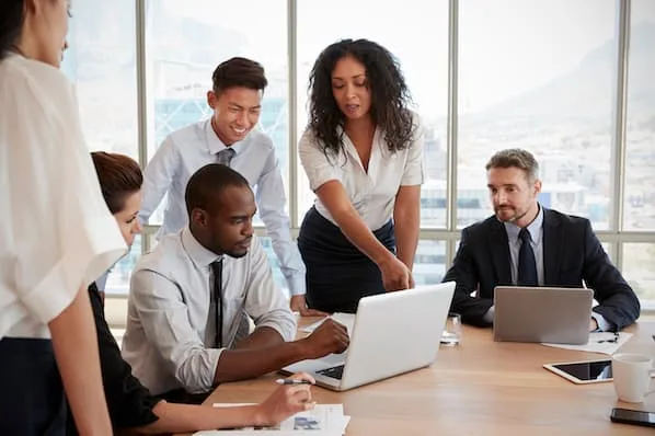 How To Become A More Effective, Commanding and Altogether Substantially Better Leader And Manager
